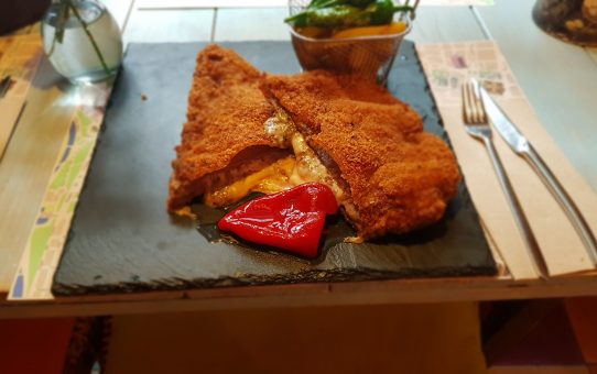 Cachopo: el rey de marzo en "dos Fogones"