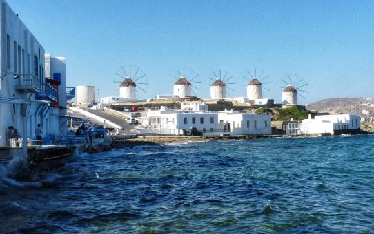 Mykonos: qué hacer en la isla griega más deseada