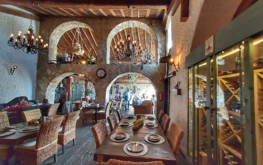 El Patio de los Olivos: un restaurante "tres en uno" en el Molar