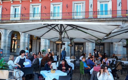 Pestana Plaza Mayor: el lujo y el arroz en el corazón de Madrid